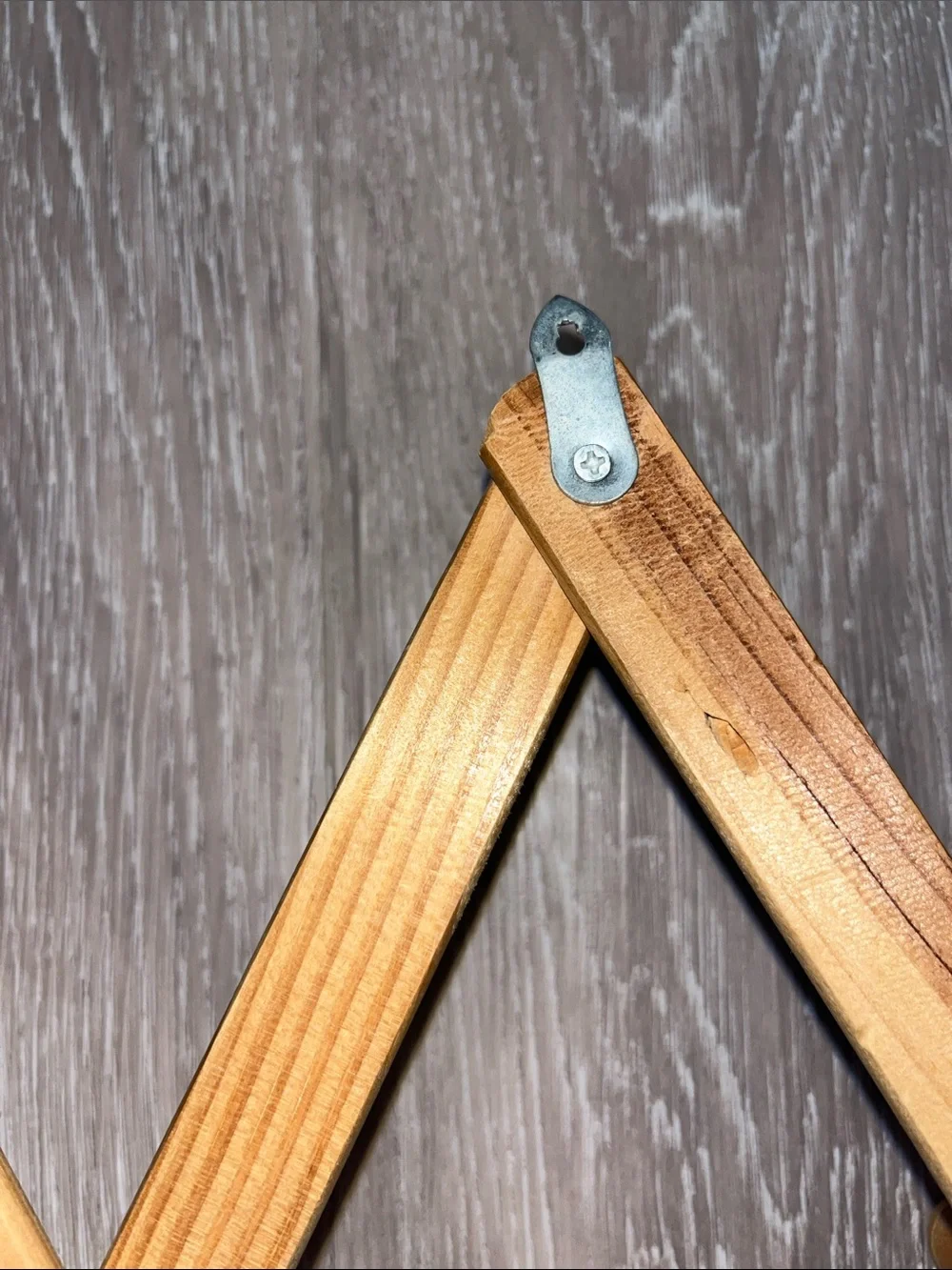 Unbranded expandable wooden